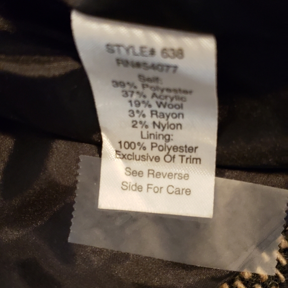 CAbi Multi Color Tweed Cropped Blazer - Picture 4 of 5